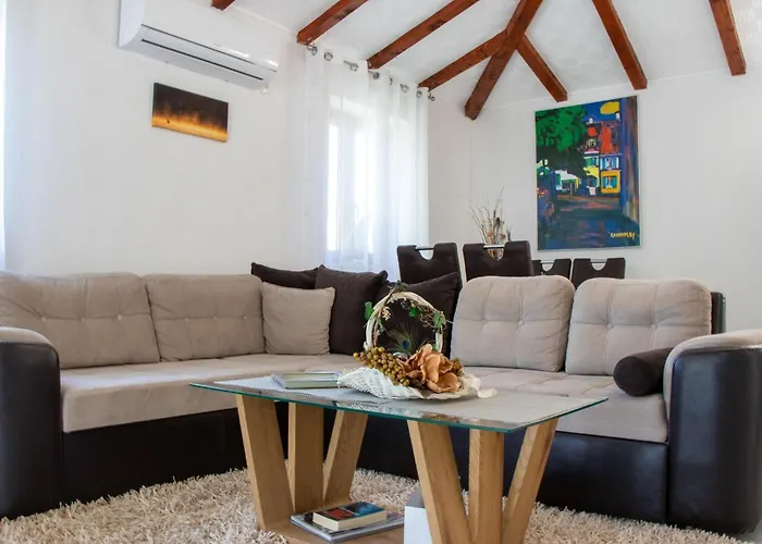 Authentic Dalmatian Treasure Homes - House Azur * Orebić