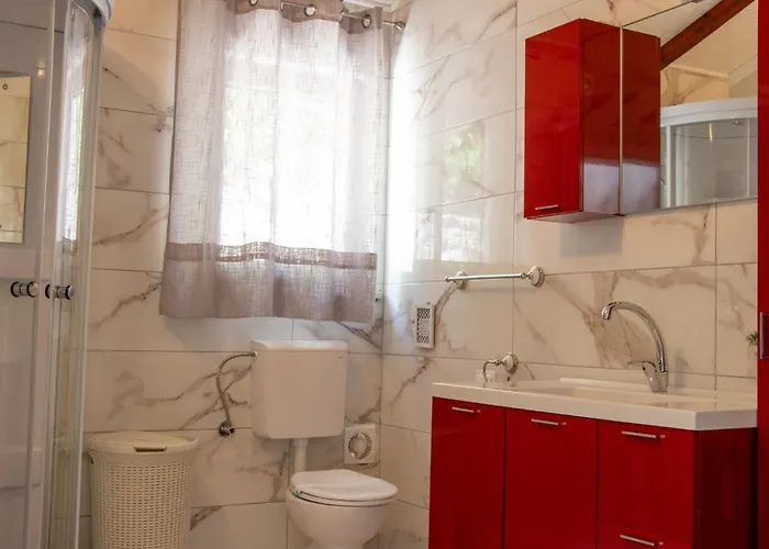 Nyaraló Authentic Dalmatian Treasure Homes - House Azur *