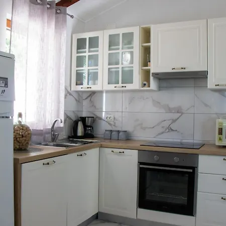 Prázdninový dům Authentic Dalmatian Treasure Homes - House Azur
