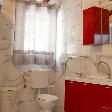 Semesterbostad Authentic Dalmatian Treasure Homes - House Azur *