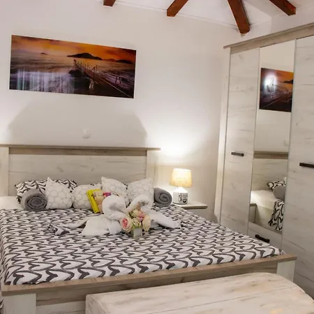 Authentic Dalmatian Treasure Homes - House Azur * Orebić