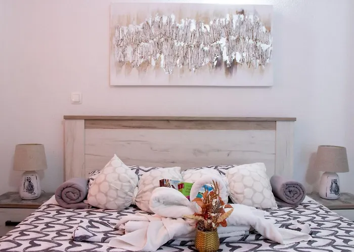 Authentic Dalmatian Treasure Homes - House Azur 別荘 オレビック